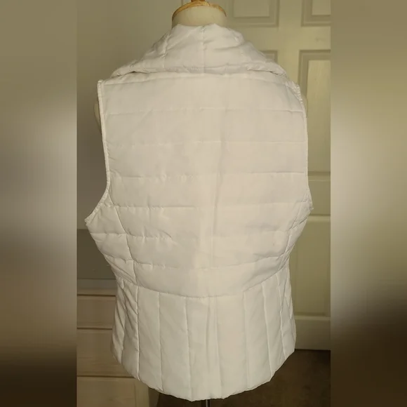 Kenneth Cole Down Vest - Picture 3 of 4